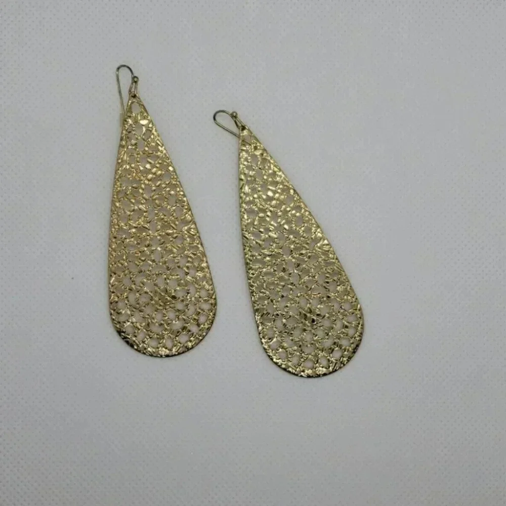 Fashion Gold‎ diamond cut dangle earrings